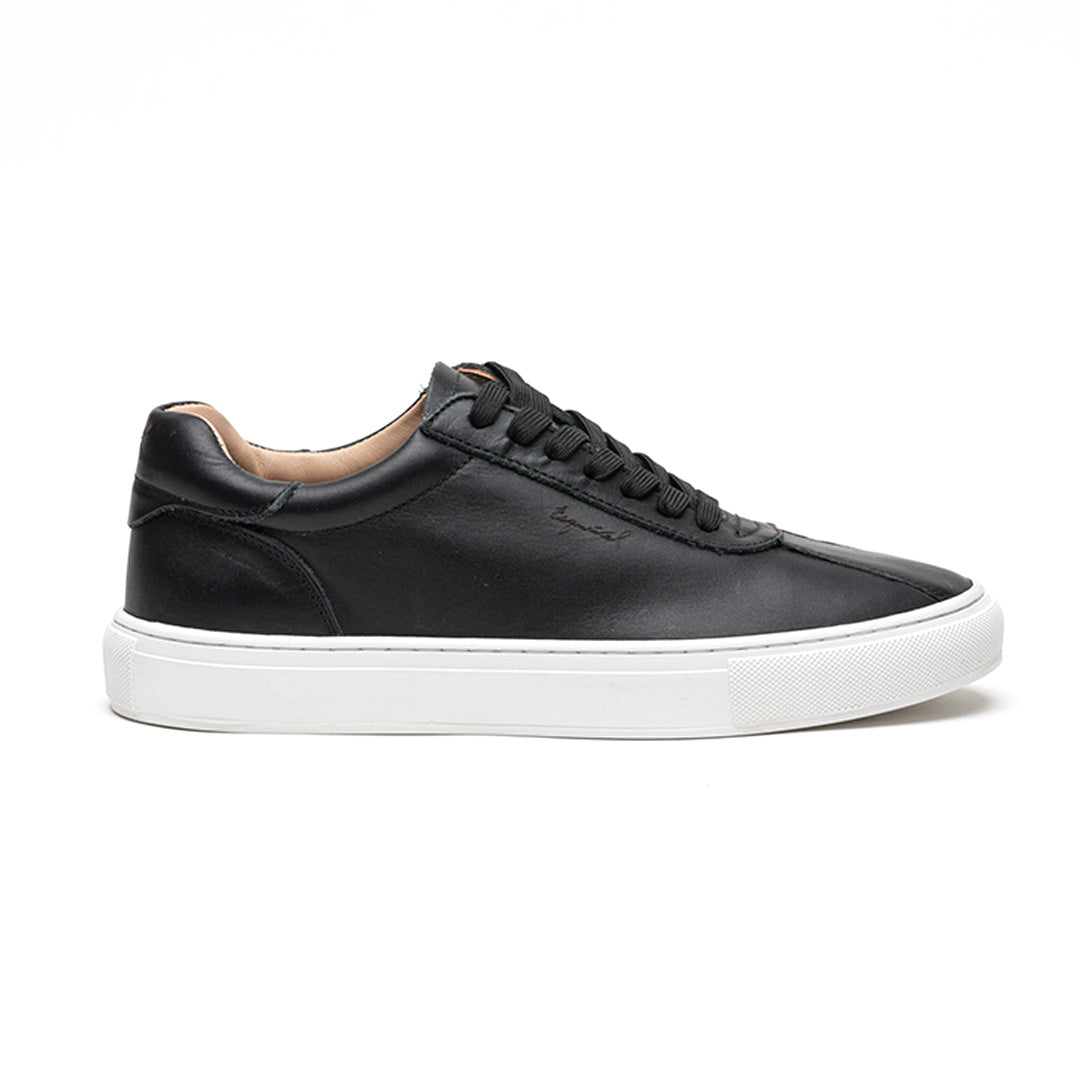 Black/White - Smooth black napa leather / 6 Swatch